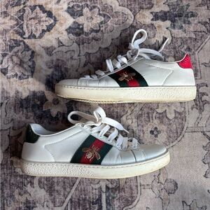 Gucci White and Green Sneakers with Red Accents